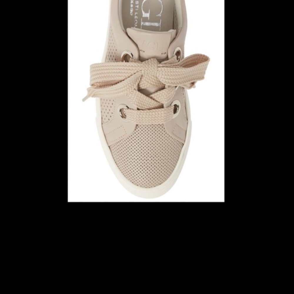 AGL Perforated Platform Sneakers with Bow Laces 🎀. Made in Italy Size 38